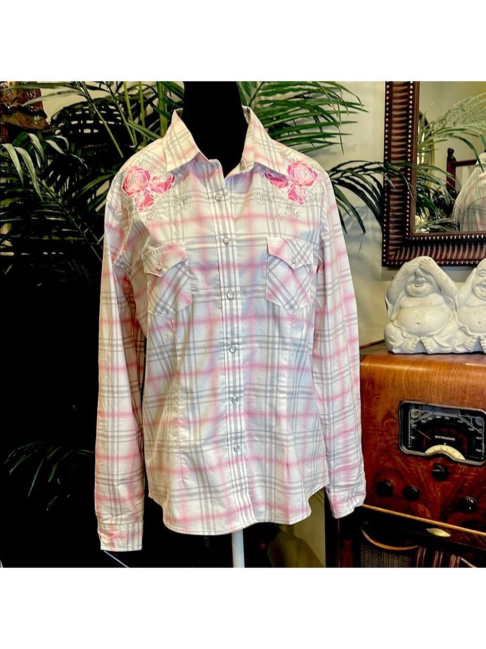 PANHANDLE M pink pastels plaid long sleeve pocket embellished pearl snaps shirt